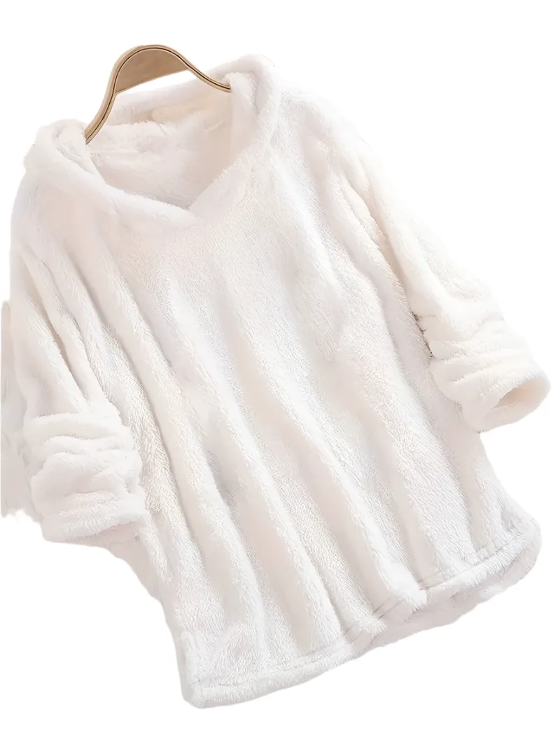 Mikaela – Comfortable Women's Warm Fleece Hoodie