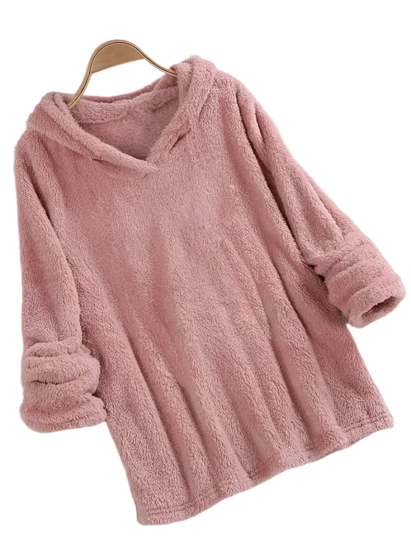 Mikaela – Comfortable Women's Warm Fleece Hoodie