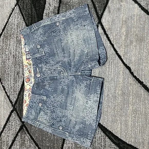 MISS ME FLORAL DESIGN MID-RISE DENIM JEAN