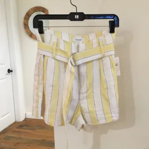 NEW FRAME Shorts