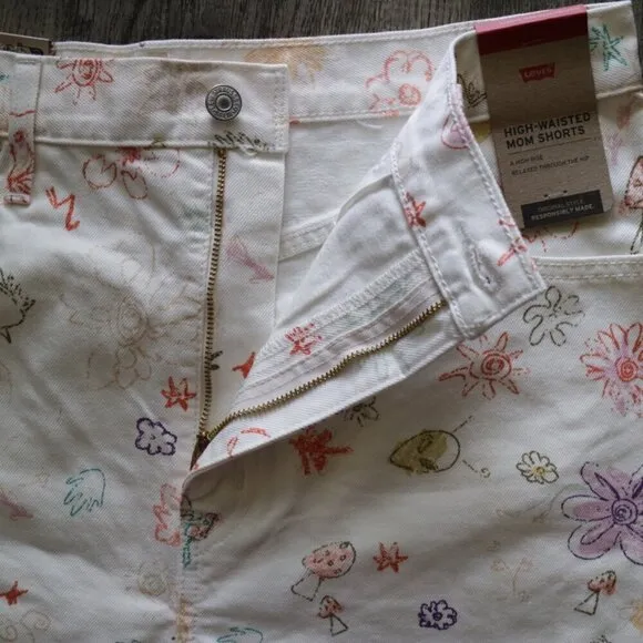 NWT Levi's High Rise Relaxed Mom Cream Denim Jean Shorts Space Doodle