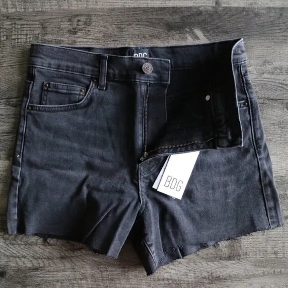 NWT Urban Outfitters BDG Black Shorts Size 30 A Line Denim