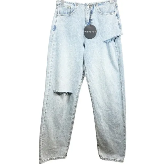 NWT White Fox women’s out too late jeans size XS cut out straight leg blue