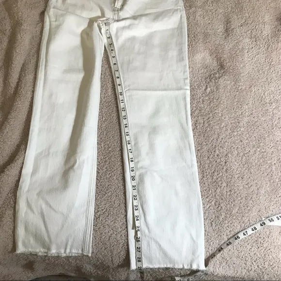 NWT White High Rise Zoe Straight Jeans, size 28/6 Long