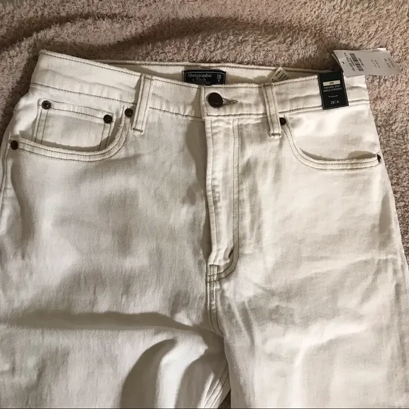 NWT White High Rise Zoe Straight Jeans, size 28/6 Long