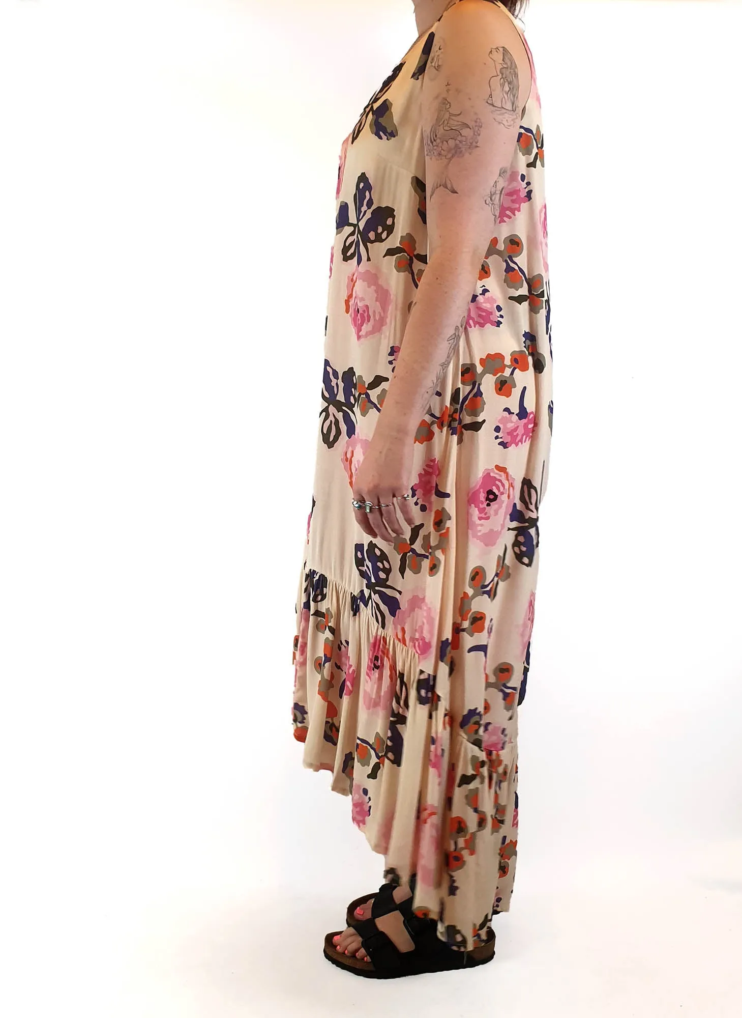 Obus cream maxi sleeveless maxi dress with pretty floral print size 3 (best fits size 12)