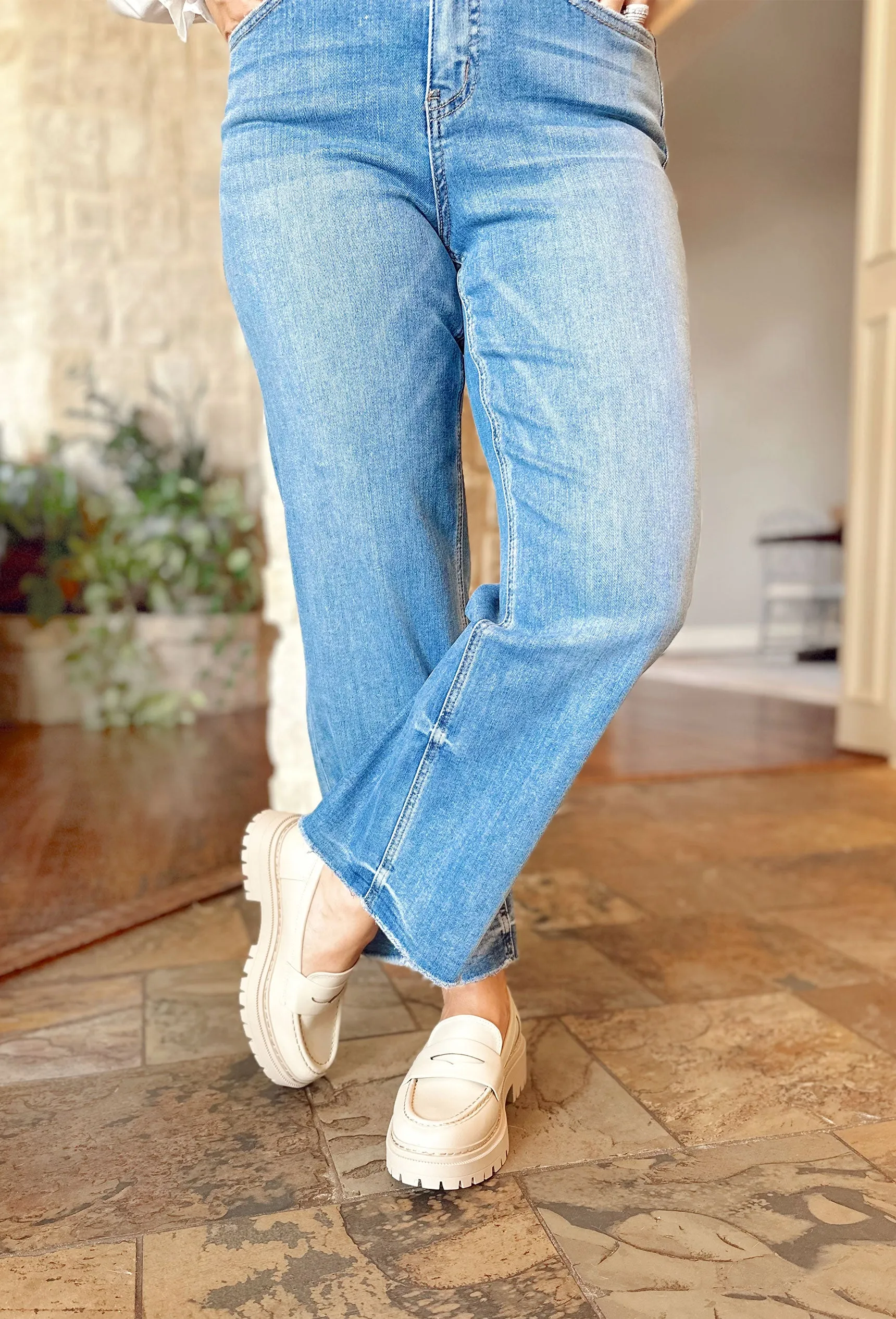 Olivia Wide Leg Jean by Vervet