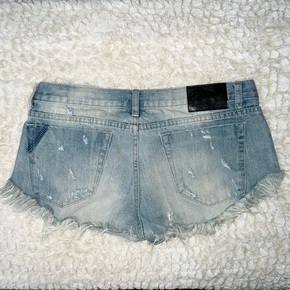 ONE by ONE TEASPOON “Bonitas” Distressed Denim Shorts 29