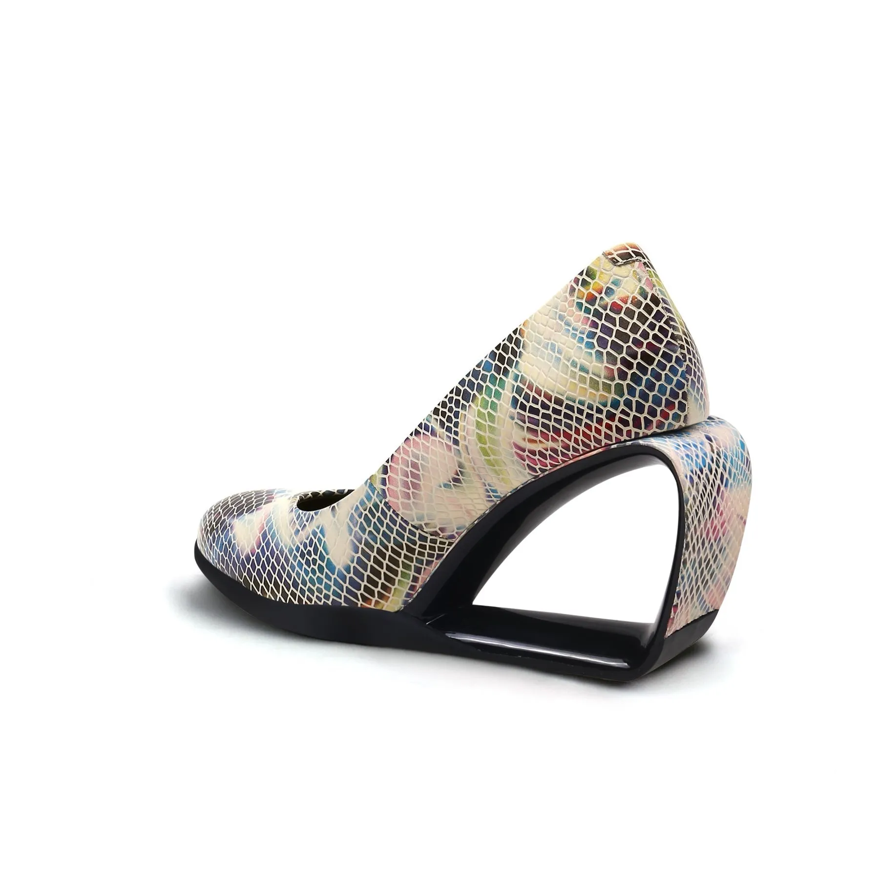 Open Triangle-Heel Leather Pump - Multi Snake