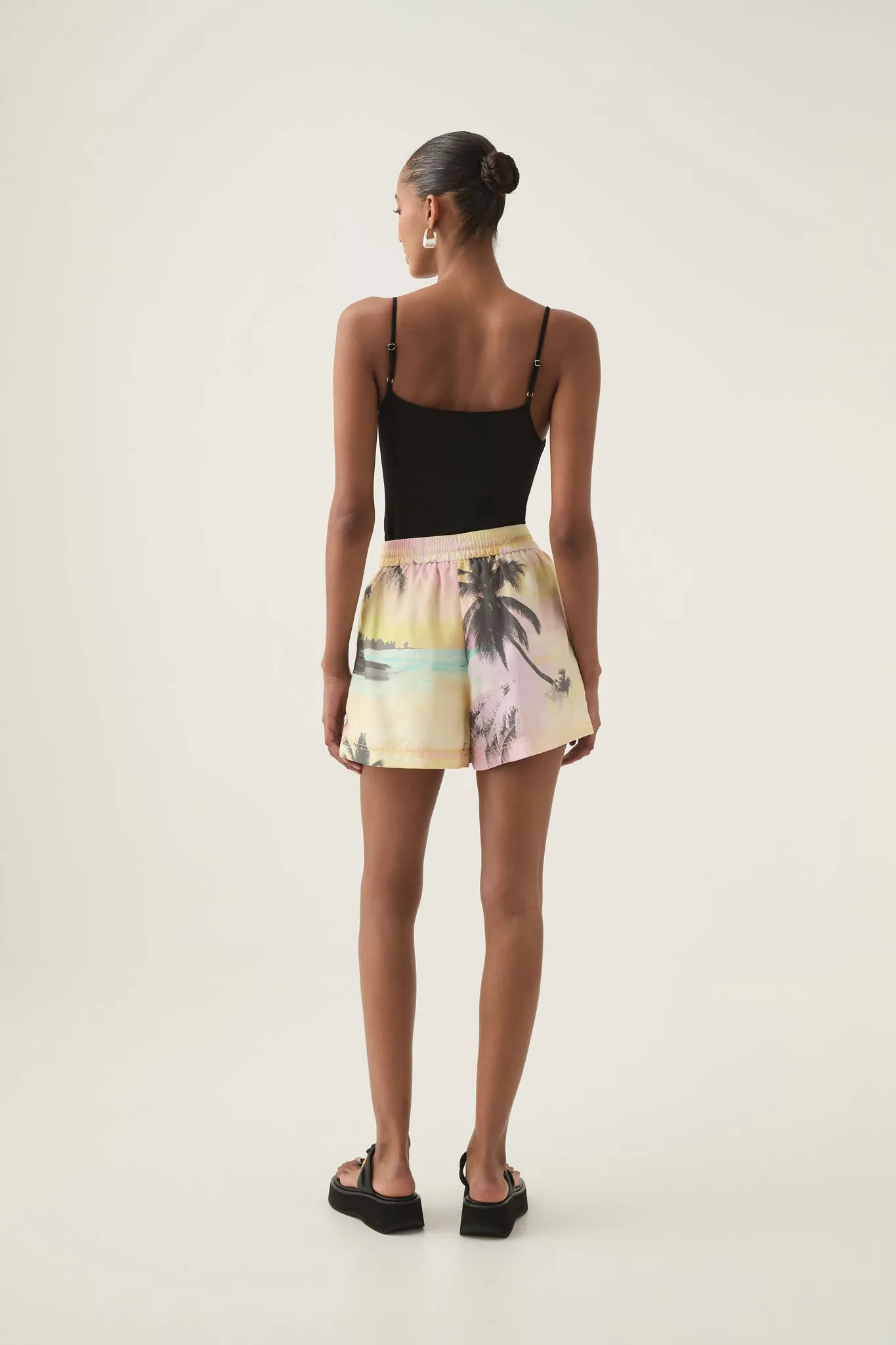 Paradise Short