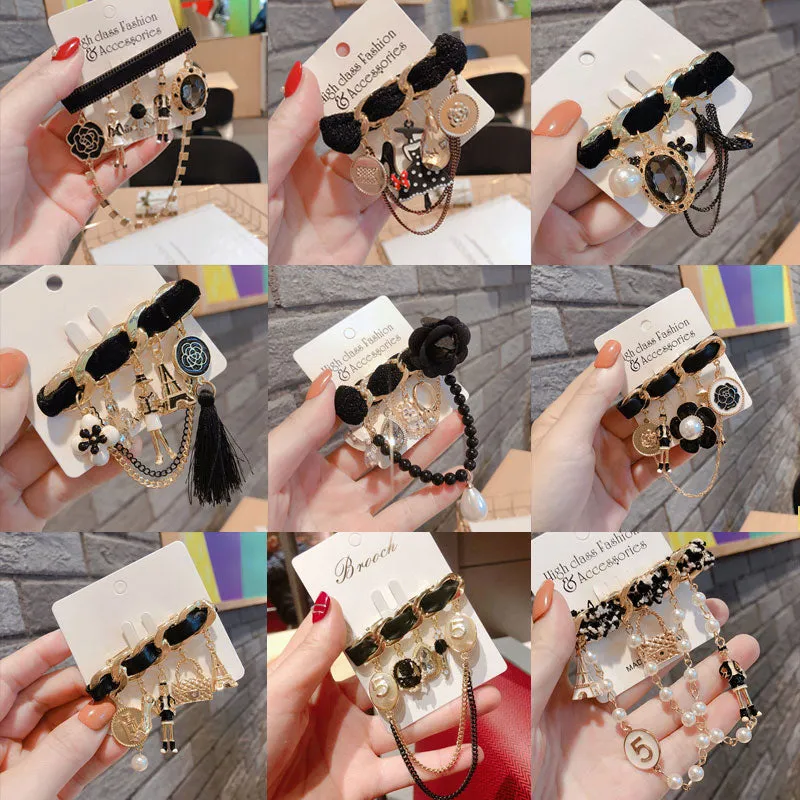Pearl 5 Eiffel Tower Chain Brooch