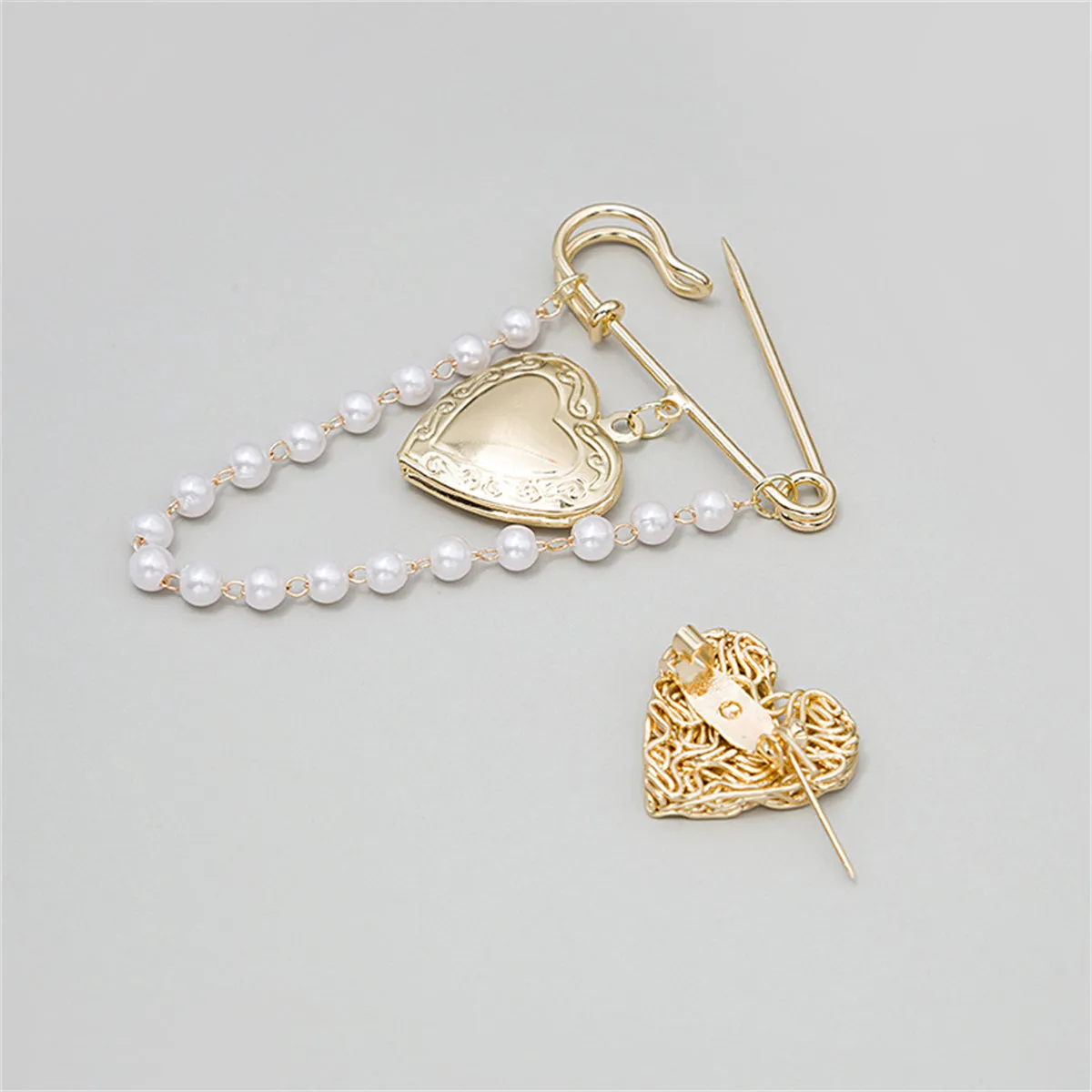 Pearl & 18K Gold-Plated Chain Heart Brooch - Set Of Two