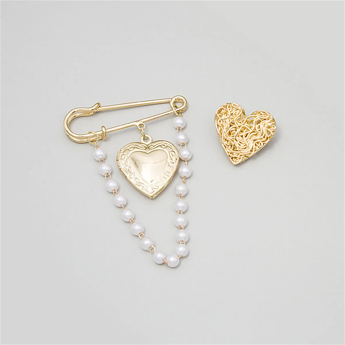 Pearl & 18K Gold-Plated Chain Heart Brooch - Set Of Two