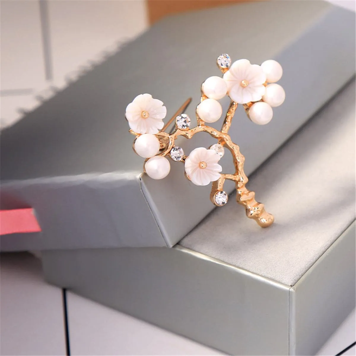 Pearl & Cubic Zirconia Shell 18k Gold-Plated Flower Brooch