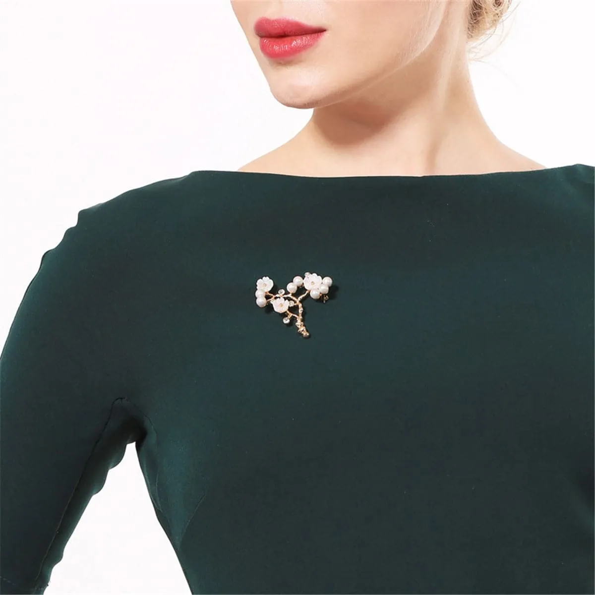 Pearl & Cubic Zirconia Shell 18k Gold-Plated Flower Brooch