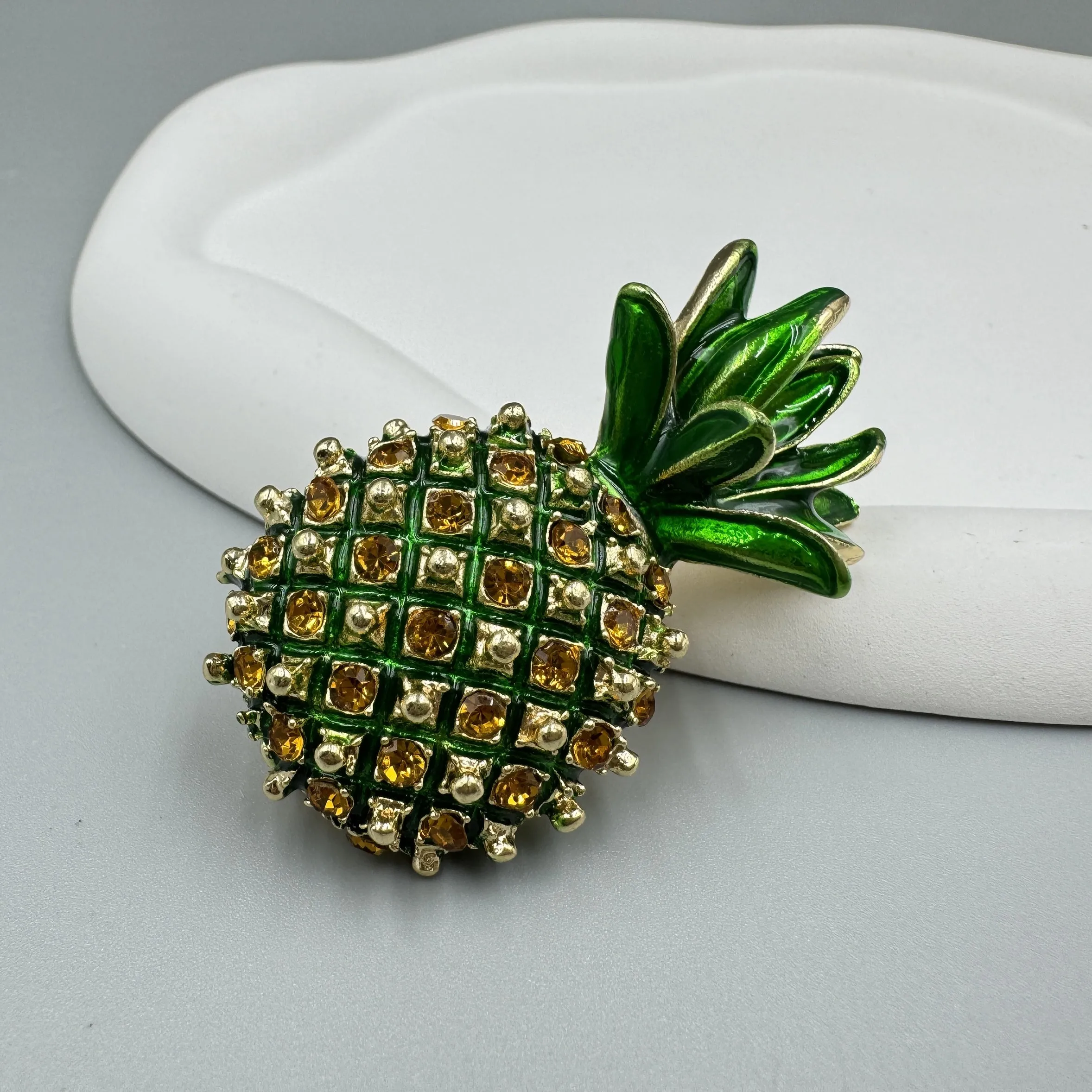 Pineapple Rhinestone Pin PA3929