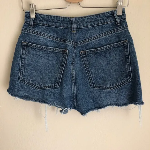 Reformation High Rise Jean Cut Off Shorts Raw Hem Sydney Wash‎ Size 29