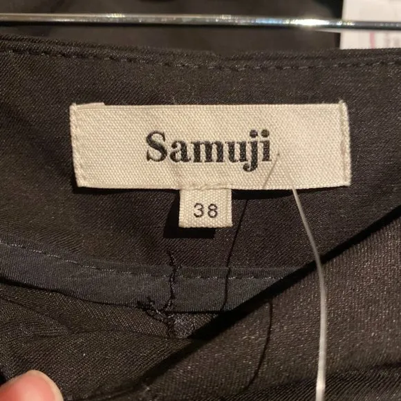 Samuji Verlee Shorts (Black)
