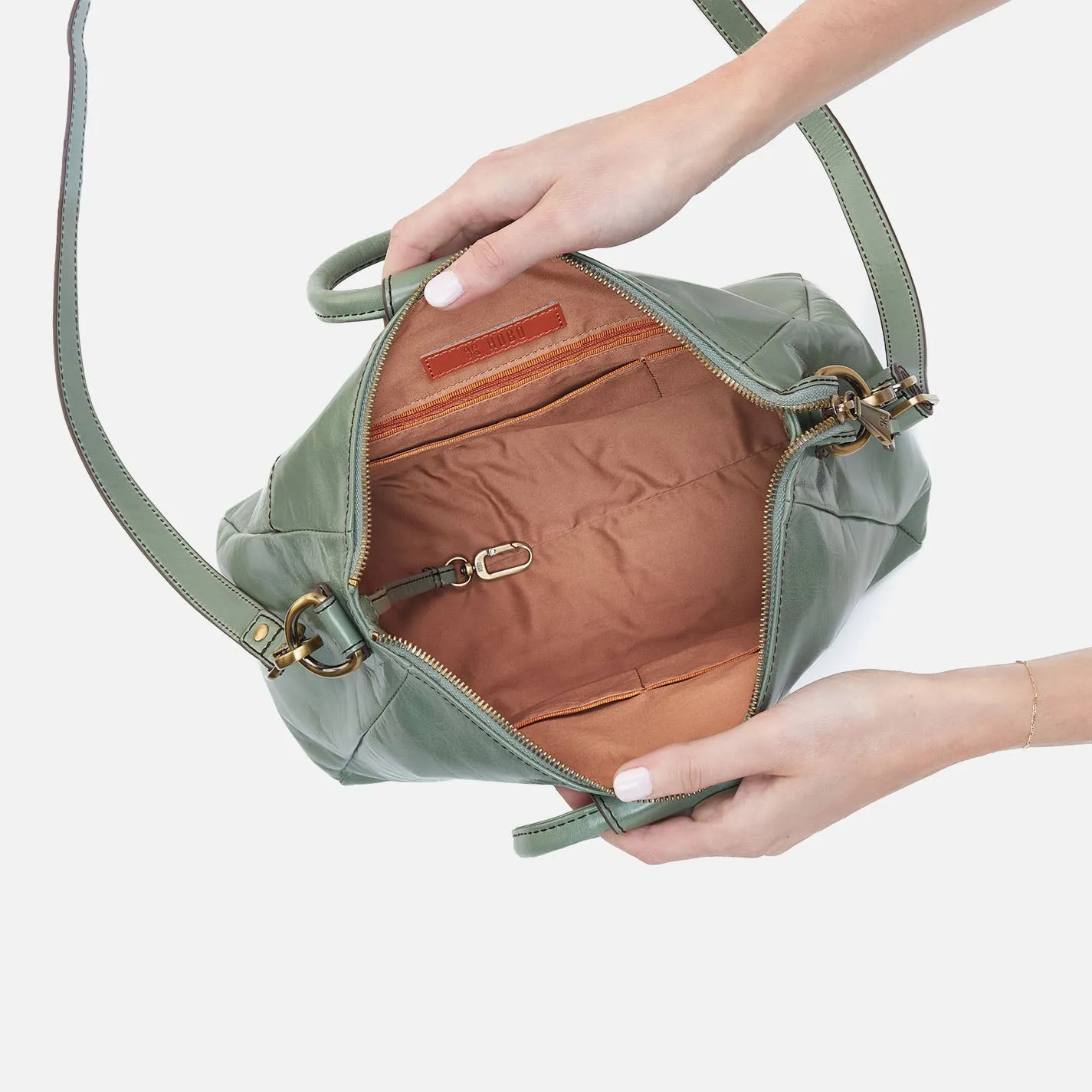 Sheila Medium Satchel In Polished Leather - Jade