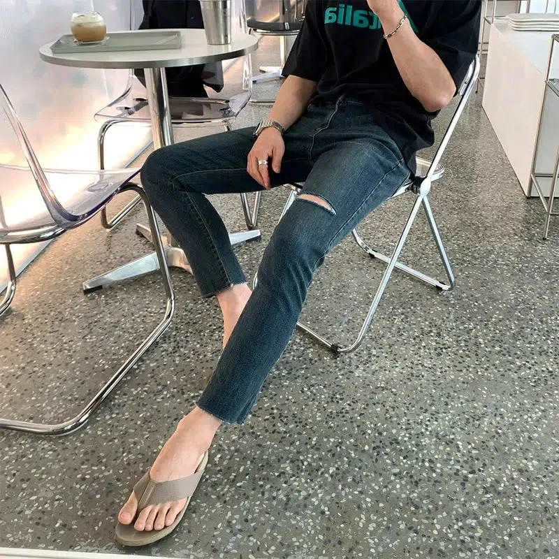 Slim Fit Stretch Ripped Jeans