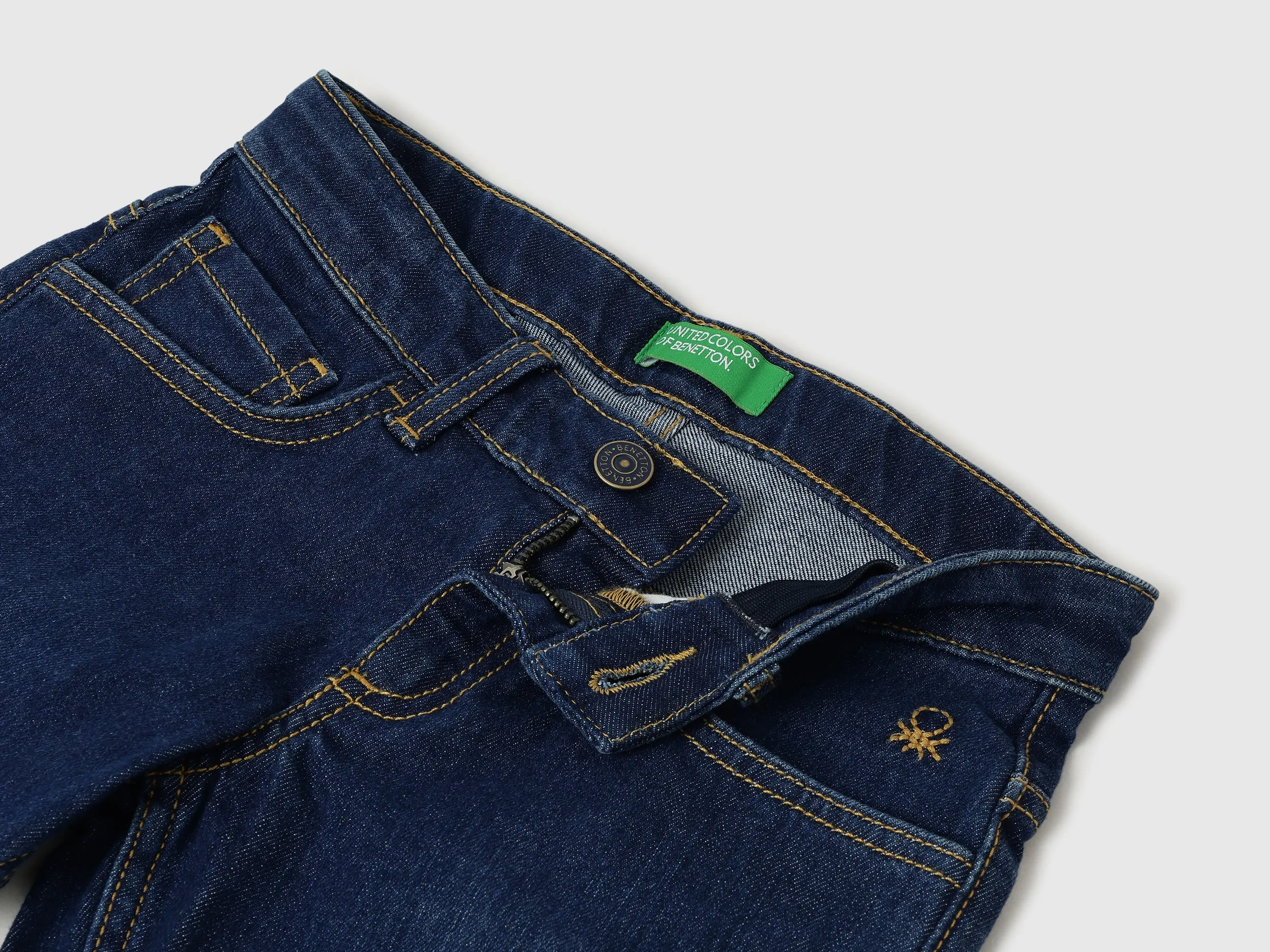 Solid Slim Fit Denim Jeans