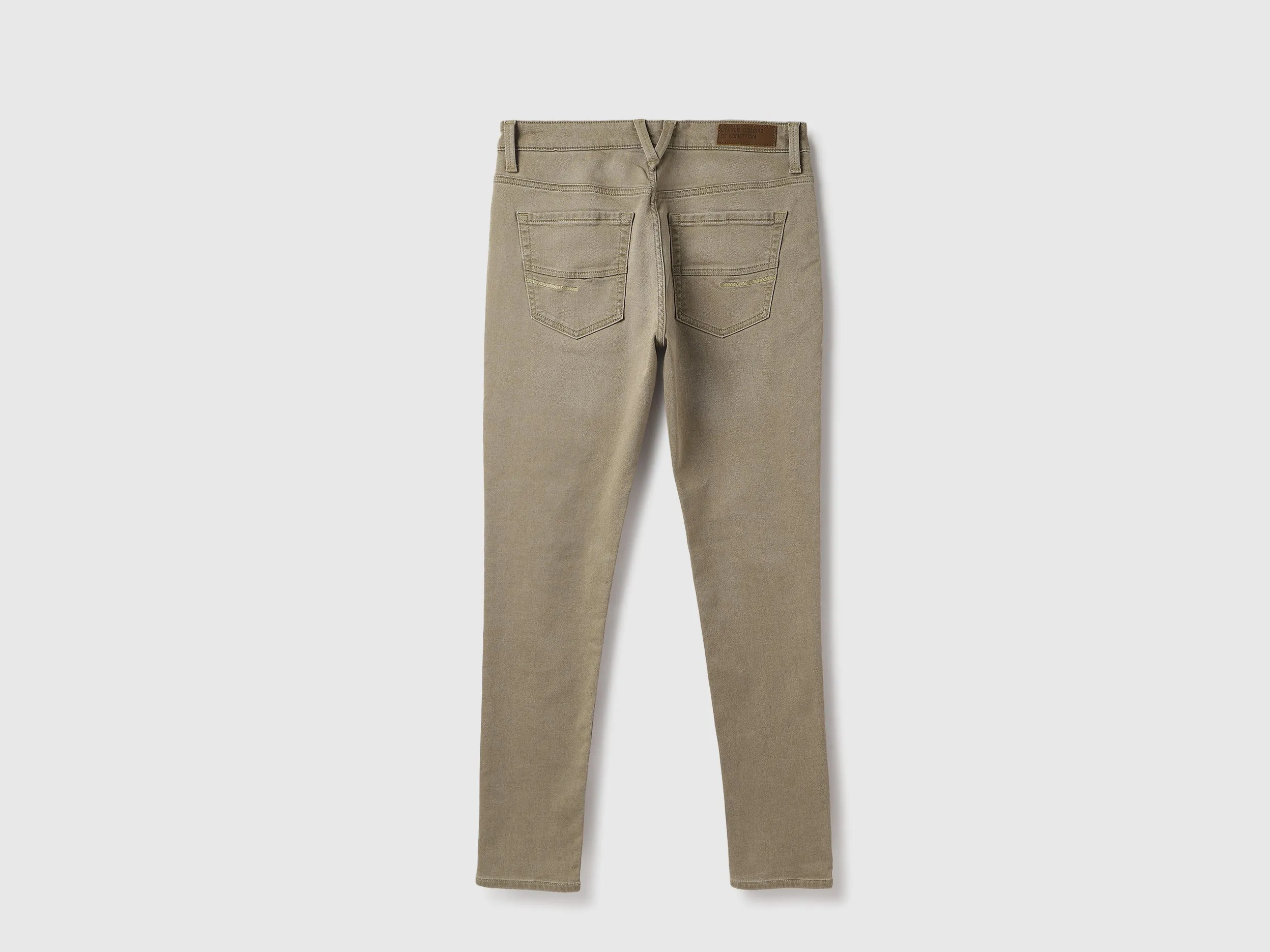 Solid Slim Fit Jeans