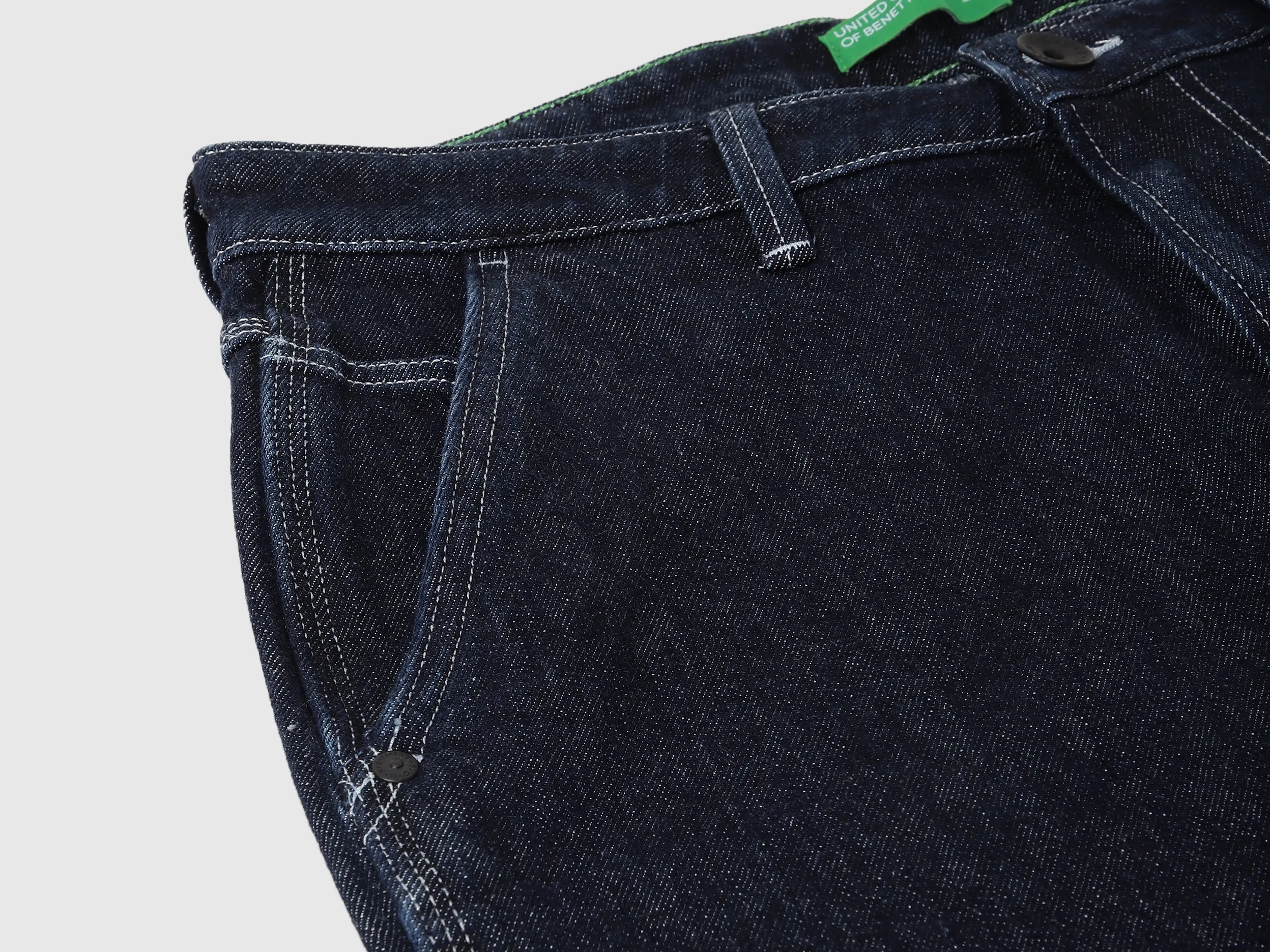 Solid Slim Fit Jeans