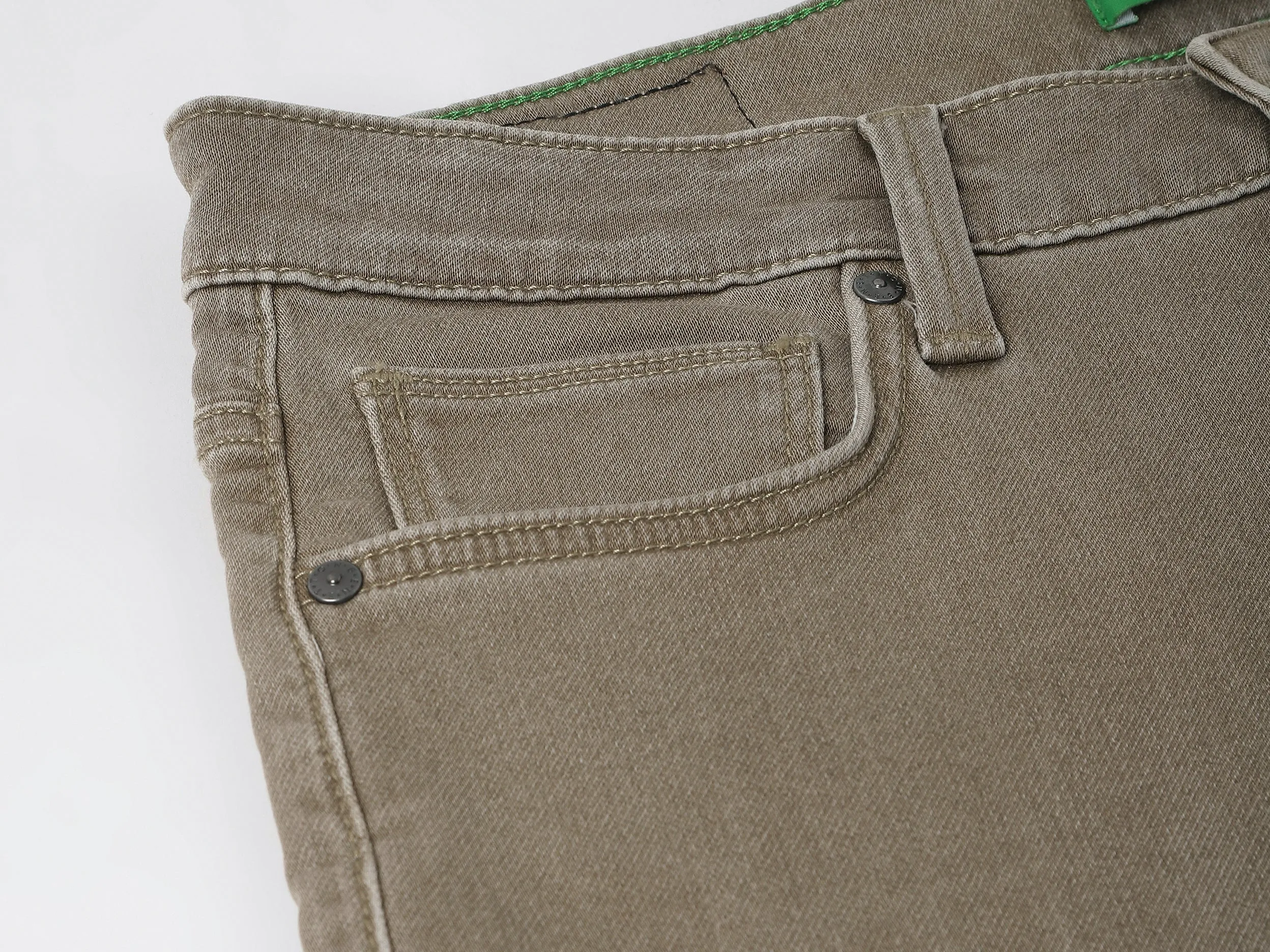 Solid Slim Fit Jeans