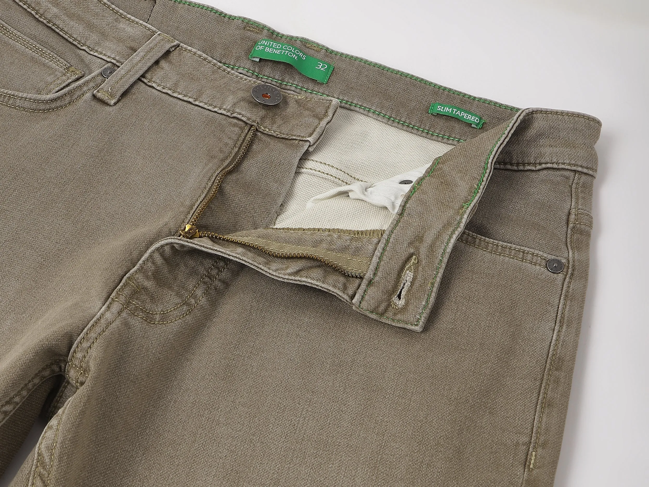 Solid Slim Fit Jeans