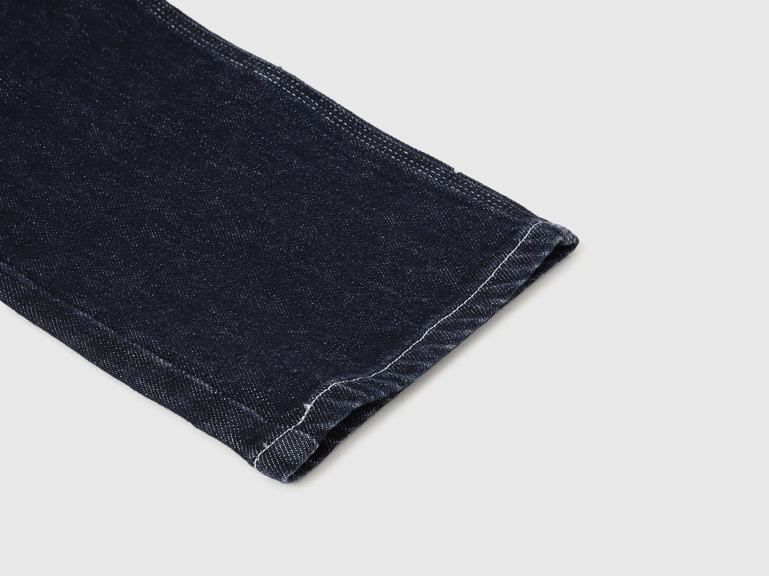 Solid Slim Fit Jeans