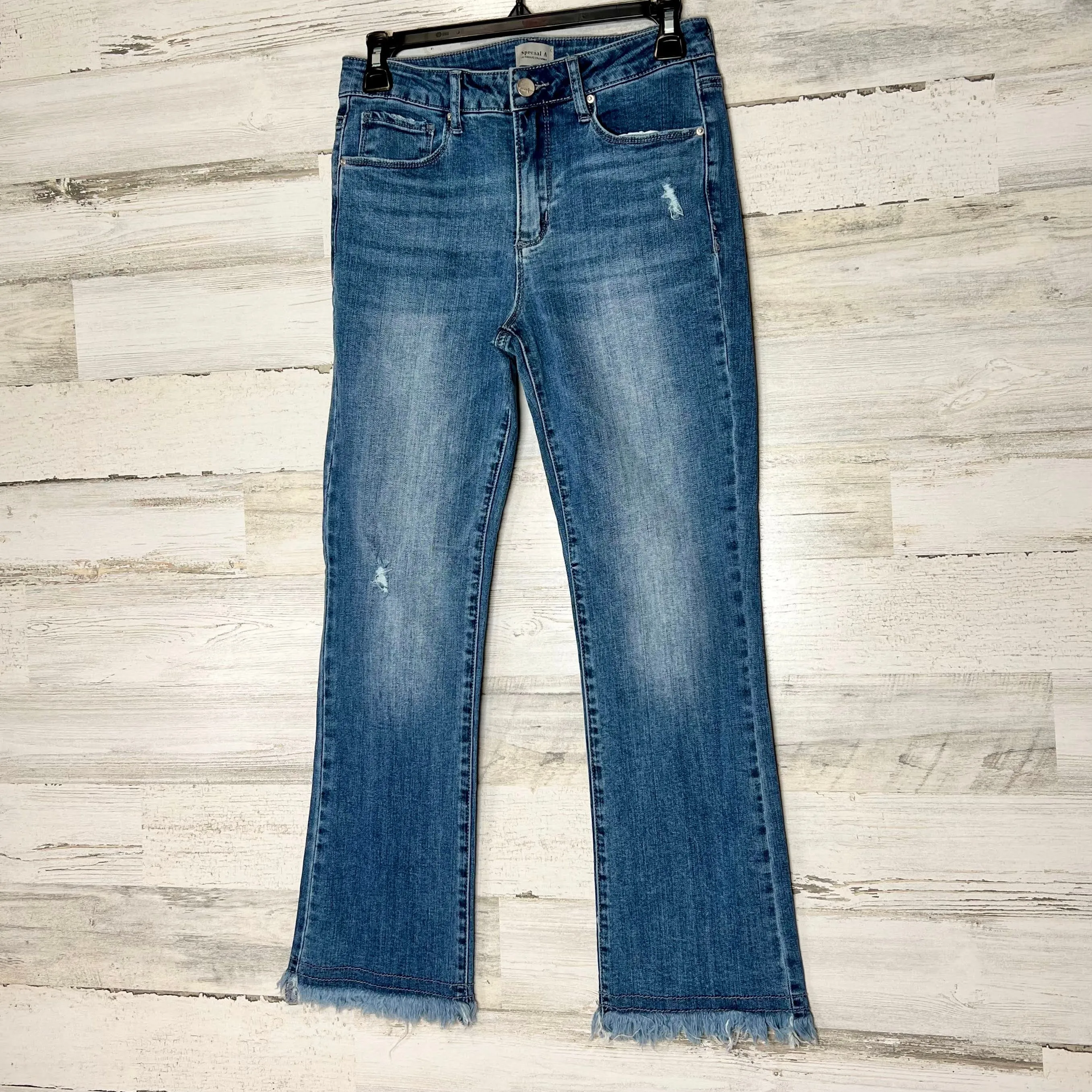 Straight Leg Fray Jean
