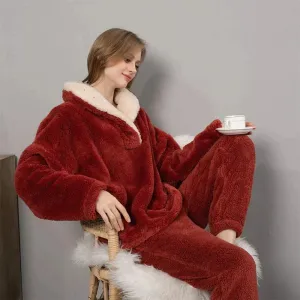 Sunshine – Ultra-Soft Fleece Women’s Lounge Set