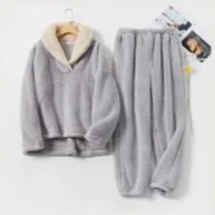 Sunshine – Ultra-Soft Fleece Women’s Lounge Set