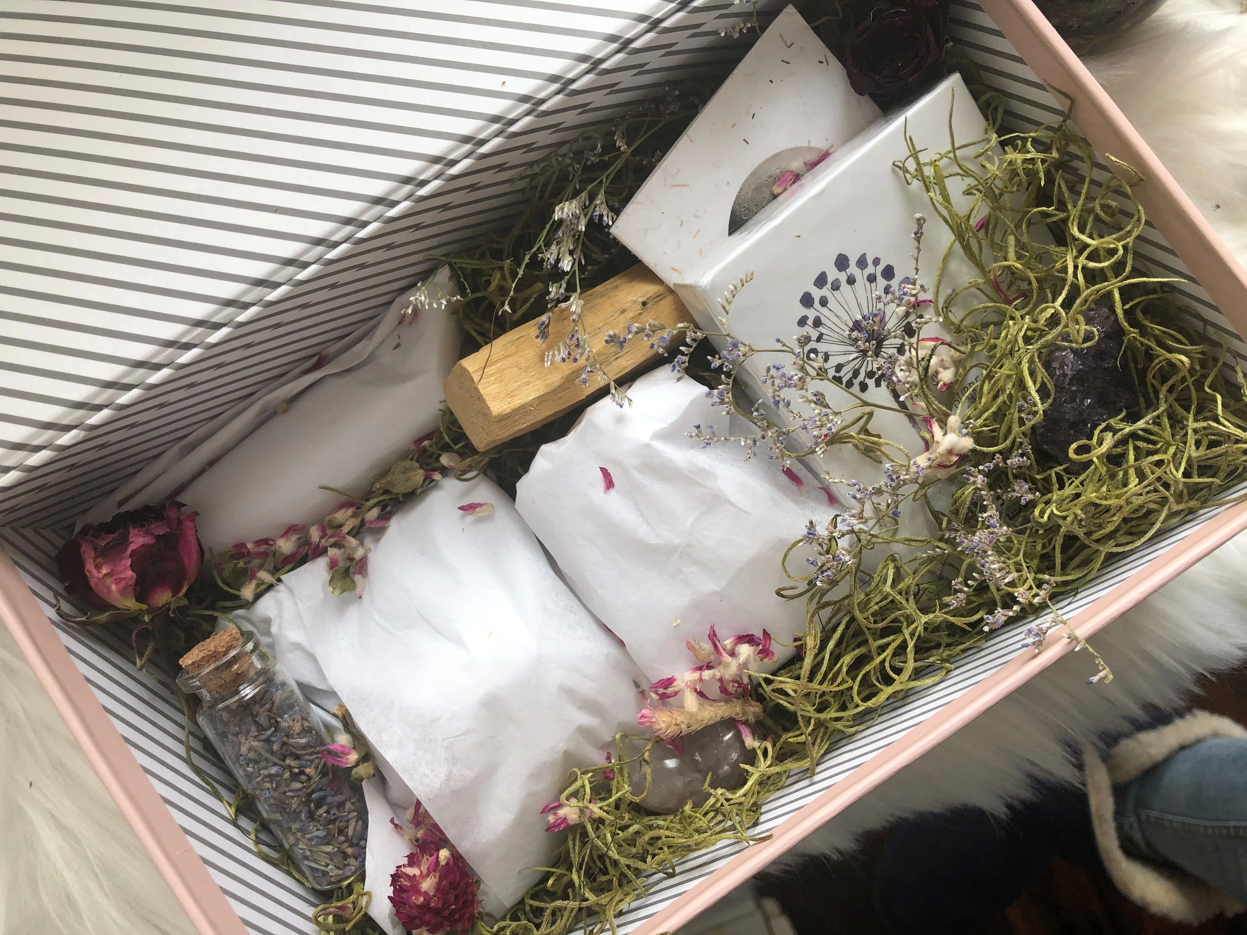 Surprise Gift Box, Monthly Box, Subscription Box, Mystery Box, Crystal Gift Box