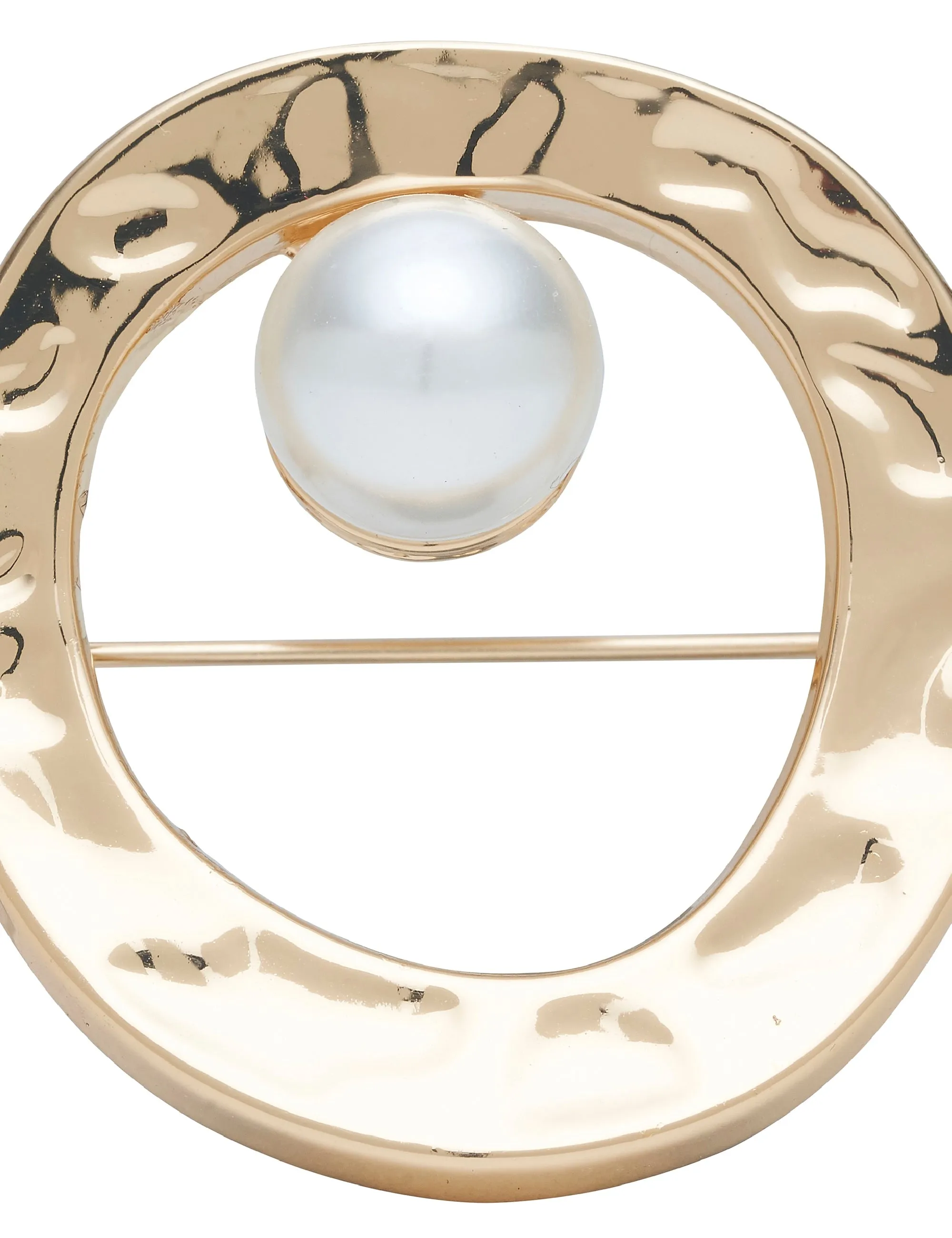 TEXTURED CIRCLE & PEARL BROOCH