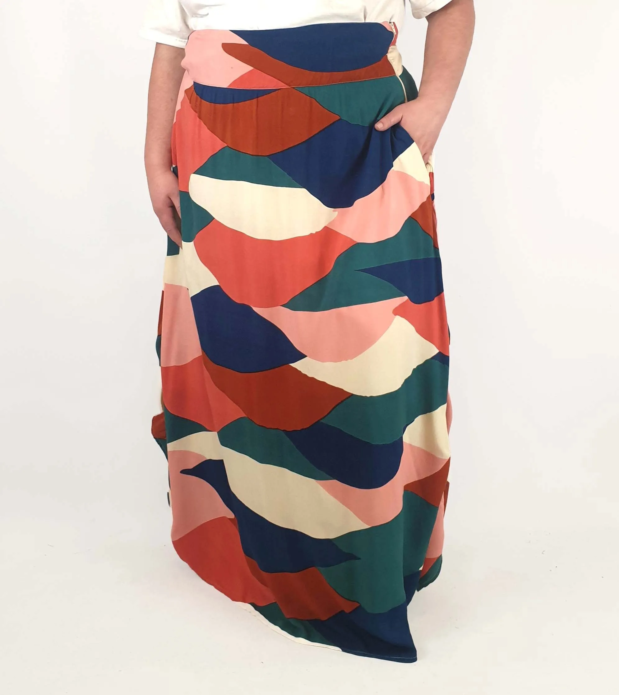 That Bird Label colourful maxi skirt size 22