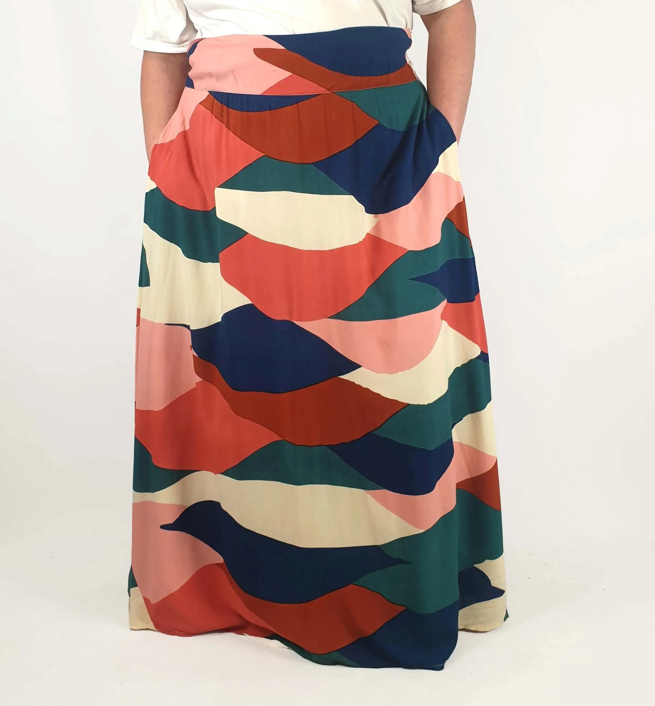 That Bird Label colourful maxi skirt size 22