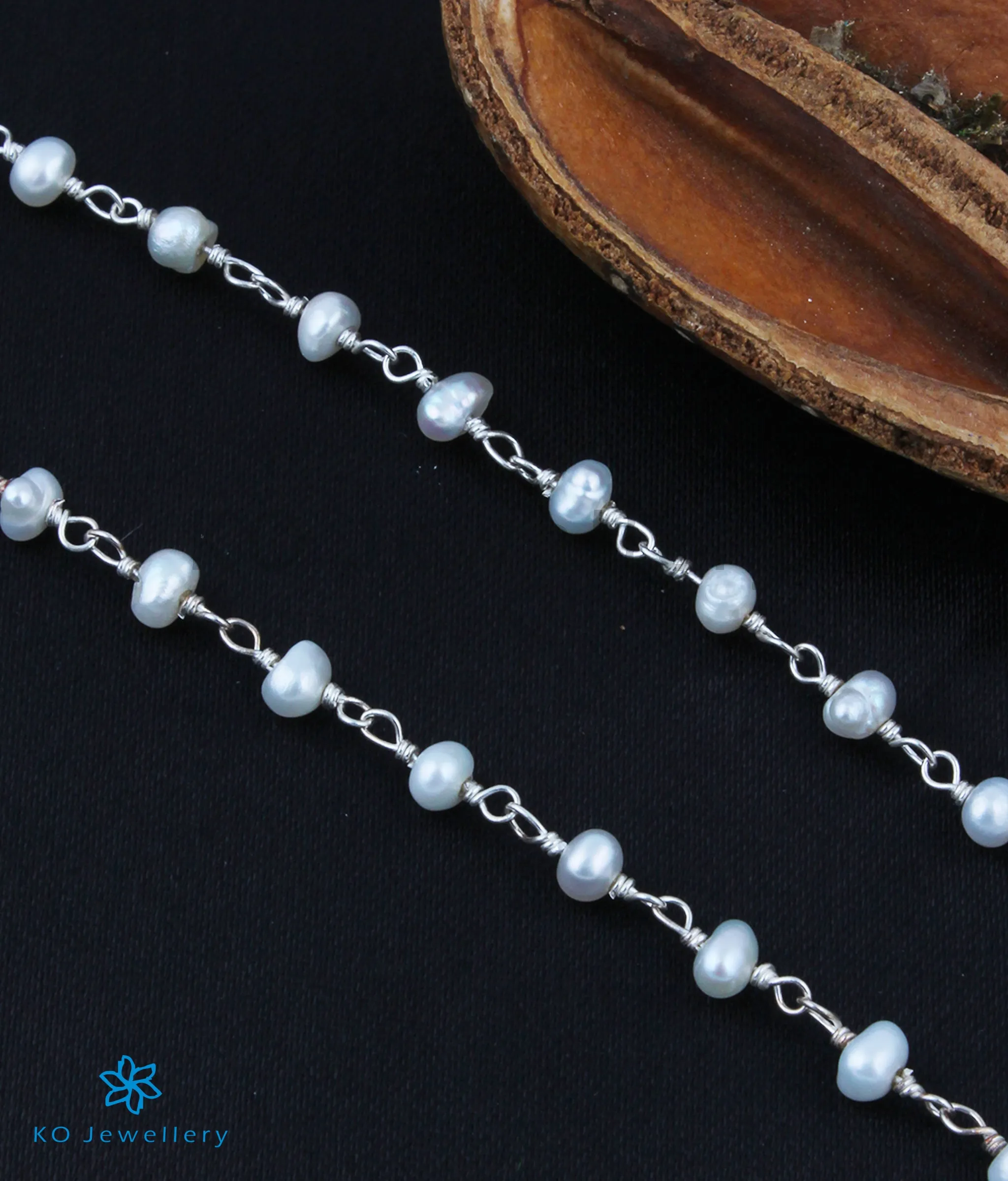 The Iravat Silver Pearl Necklace