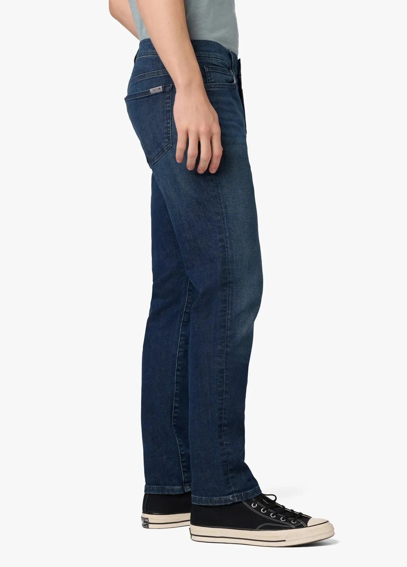 THE SLIM FIT