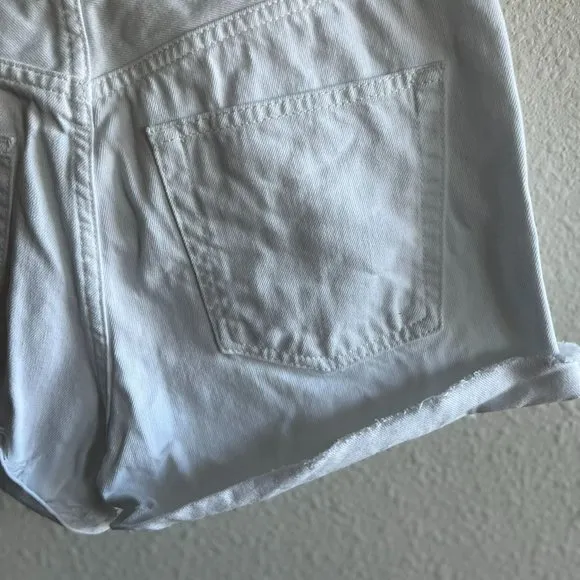 Topshop Women's Mom High Rise White Denim Shorts Size 12