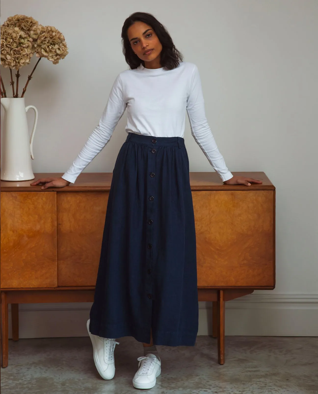 Ursa Linen Skirt In Navy