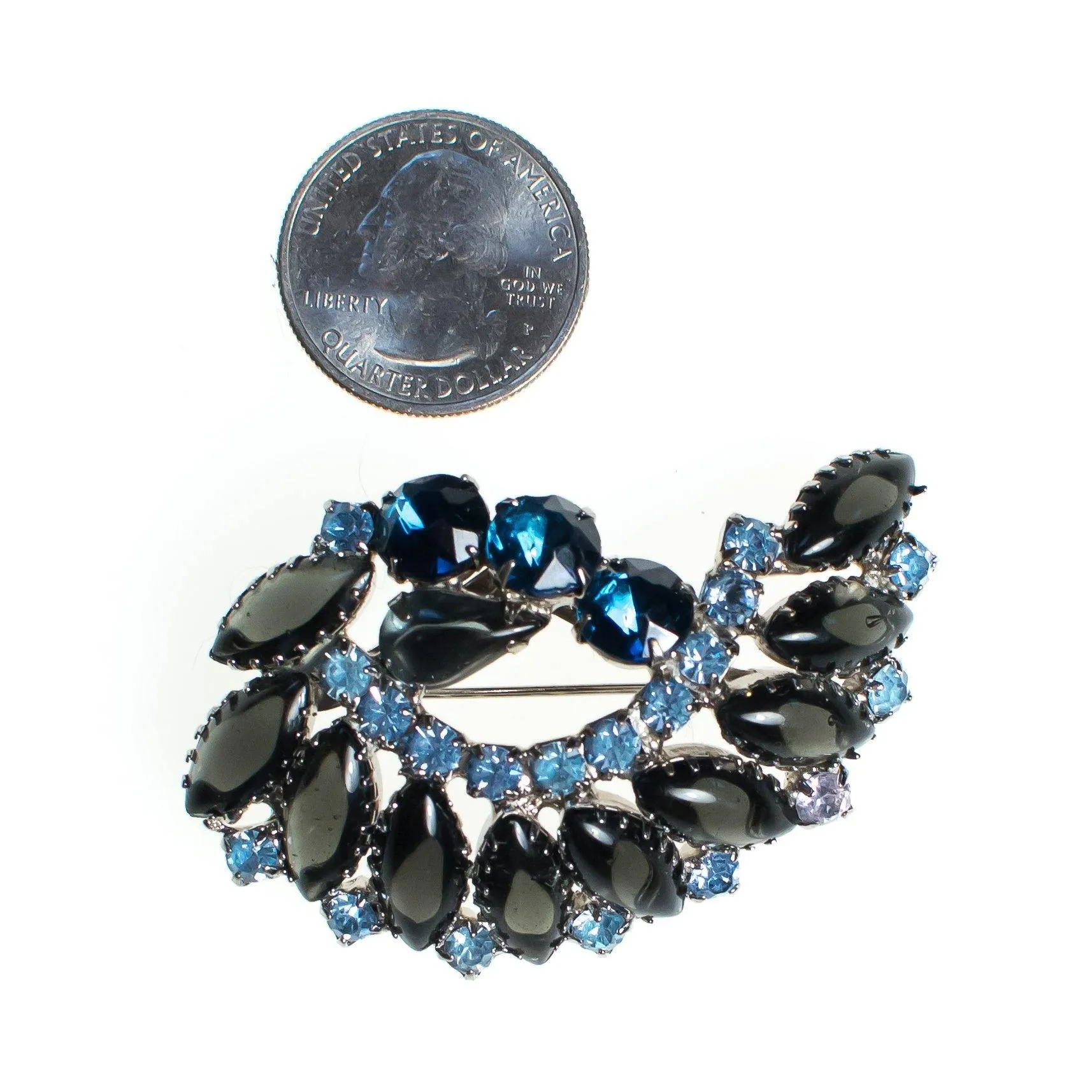 Vintage Brooch, Blue Rhinestones, Light Blue Rhinestones, Smokey Gray Rhinestones, Silver Tone Setting, Brooches and Pins