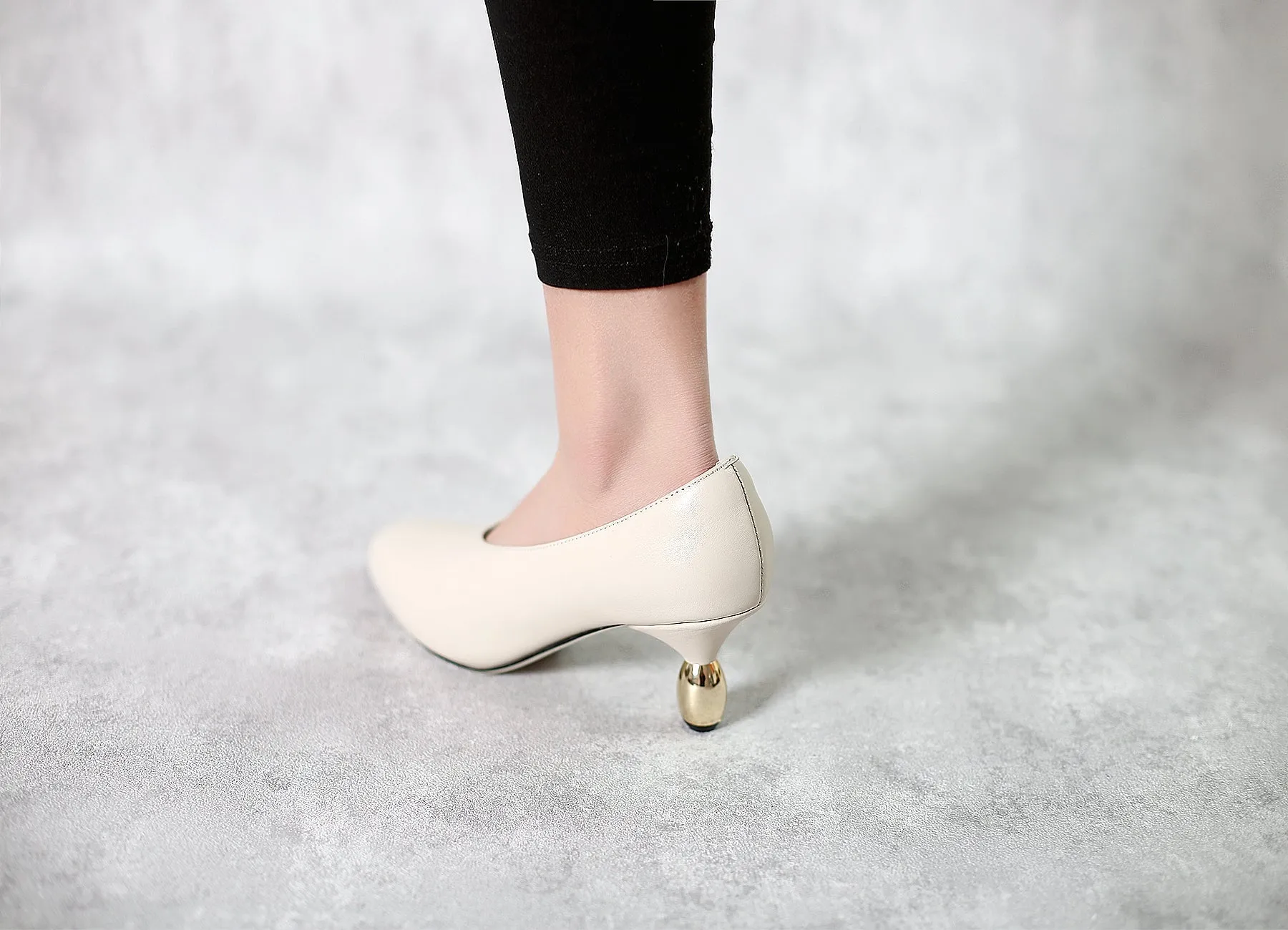 Water Droplets Mirror Heel Pump