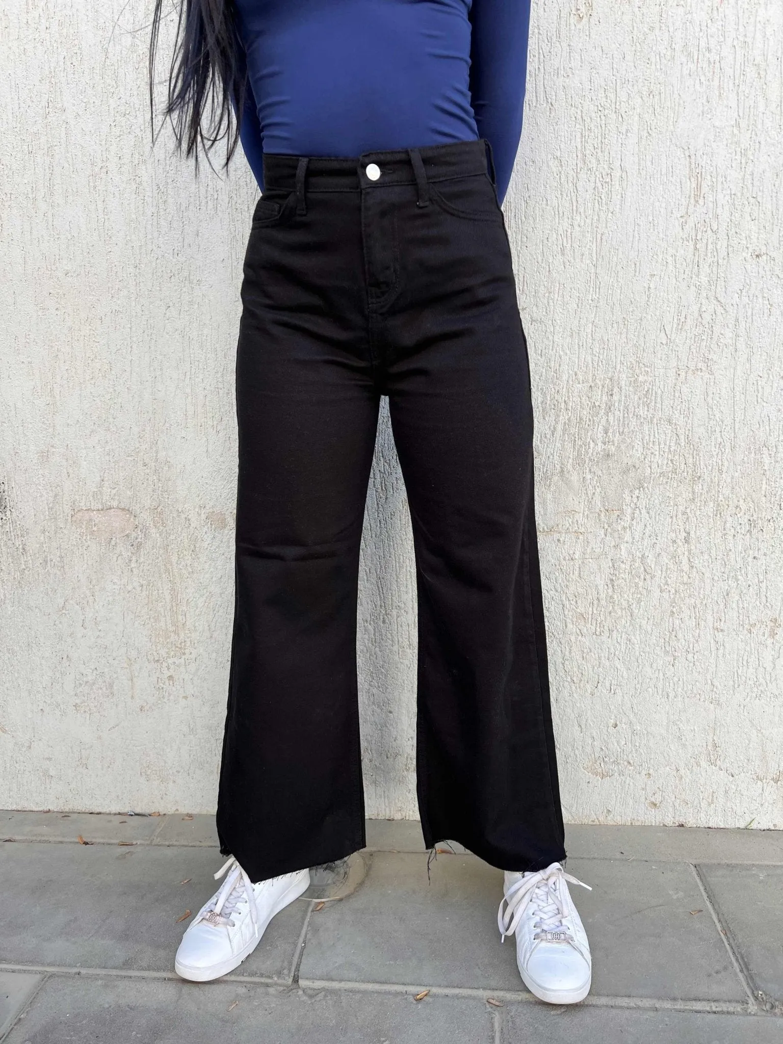 Wide Leg - Black Ankle Raw Hem.
