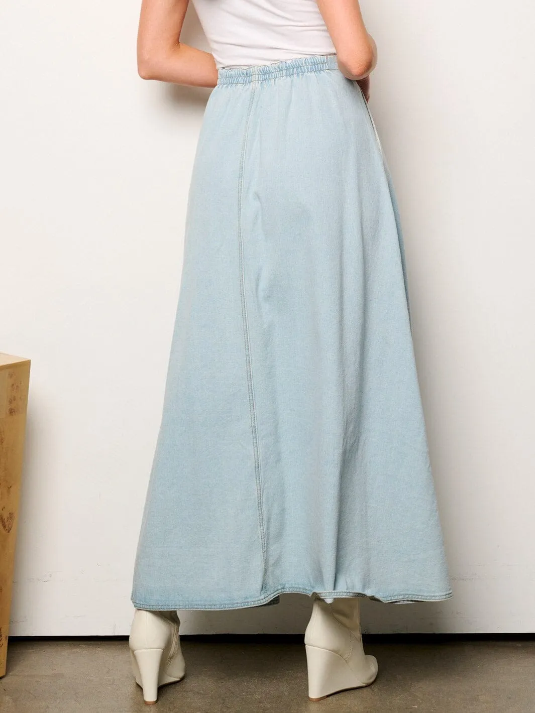 WOMEN'S BUTTON CLOSURE POCKETS DENIM MAXI SKIRT