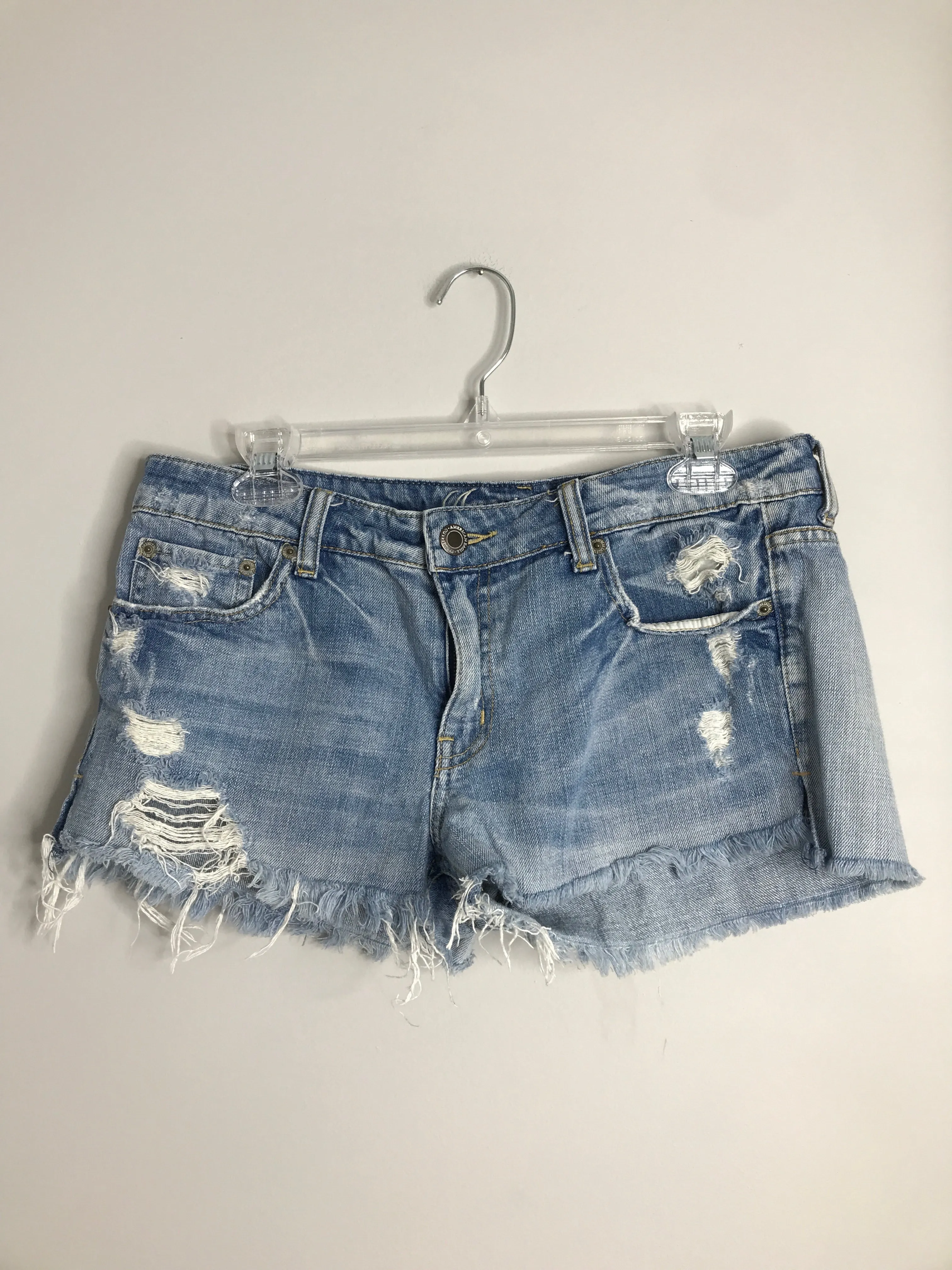Womens Size 6 Misses Denim AE Shorts