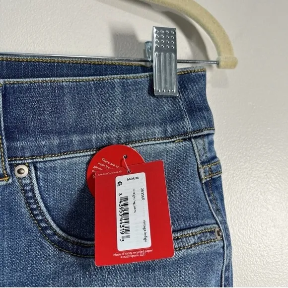 Women’s SPANXshape™ EveryWear Straight Leg Jeans Vintage Indigo Wash Sz. Med NWT