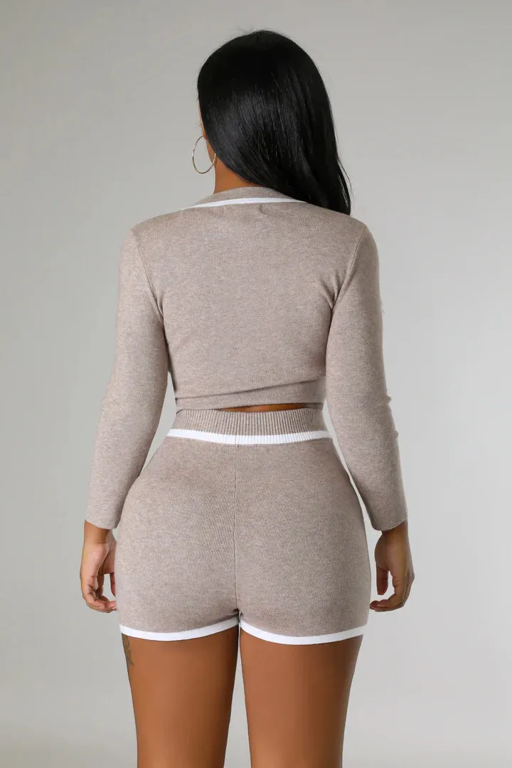Women's Stylish High waisted Knit Long Sleeve Short Set