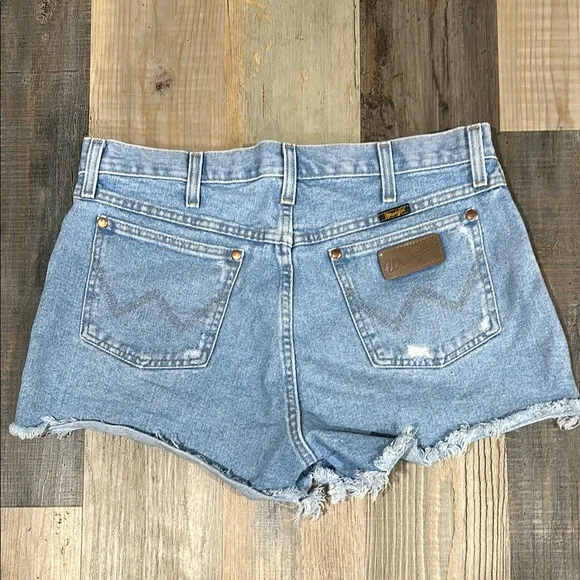 Wrangler Cutoff Shorts