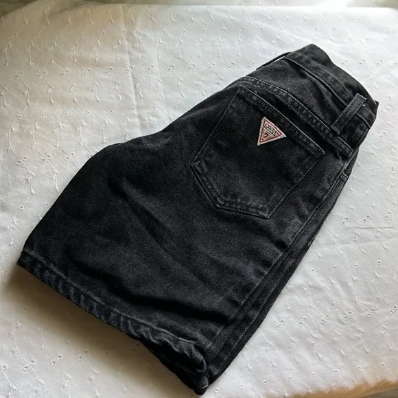 Y2K • Vintage 90s Guess Black Jeans shorts • 80s